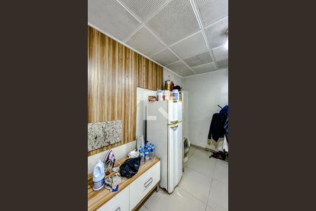 Casa à venda com 230m², 3 quartos e 5 vagasCasa 2