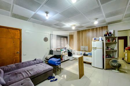 Casa à venda com 230m², 3 quartos e 5 vagasCasa 2