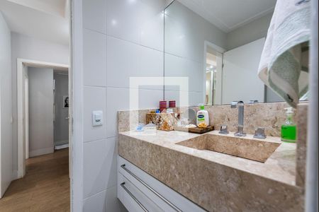 Apartamento para alugar com 181m², 3 quartos e 3 vagas Apartamento para alugar com 181m², 3 quartos e 3 vagasBanheiro suíte 1