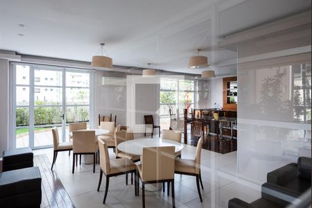 Apartamento para alugar com 181m², 3 quartos e 3 vagas Apartamento para alugar com 181m², 3 quartos e 3 vagasSalão de festas