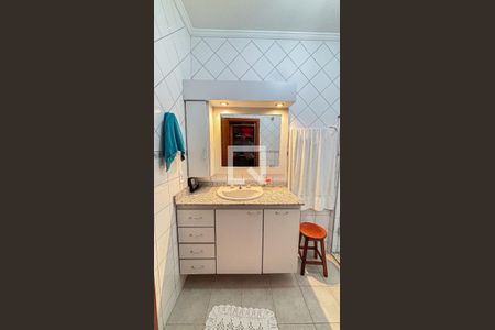 Casa à venda com 339m², 3 quartos e 5 vagas Casa à venda com 339m², 3 quartos e 5 vagasBanheiro da Suíte 3