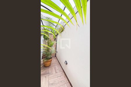 Casa à venda com 339m², 3 quartos e 5 vagas Casa à venda com 339m², 3 quartos e 5 vagasJardim de Inverno