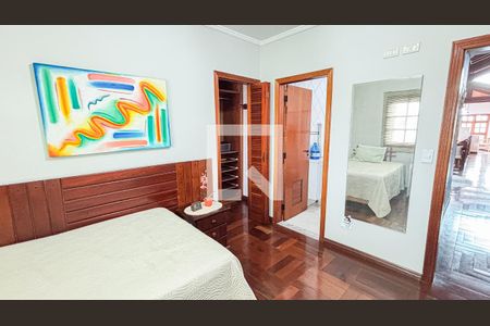 Casa à venda com 339m², 3 quartos e 5 vagas Casa à venda com 339m², 3 quartos e 5 vagasSuite 2