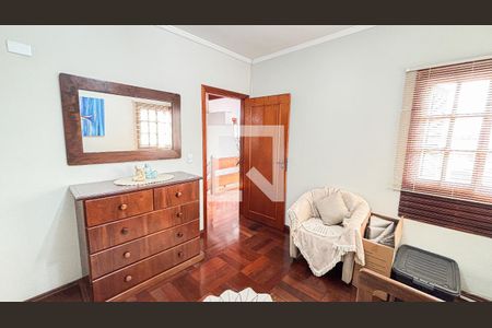 Casa à venda com 339m², 3 quartos e 5 vagas Casa à venda com 339m², 3 quartos e 5 vagasSuíte 3