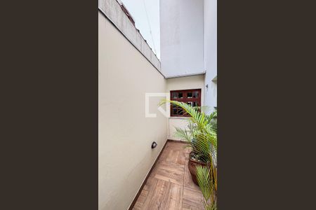 Casa à venda com 339m², 3 quartos e 5 vagas Casa à venda com 339m², 3 quartos e 5 vagasJardim de Inverno