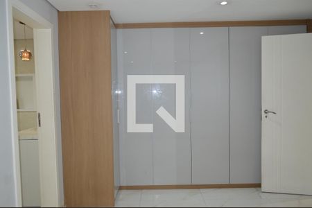 Casa à venda com 350m², 3 quartos e 1 vagaSuíte 1