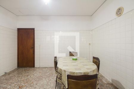Casa à venda com 272m², 3 quartos e 5 vagasCozinha 