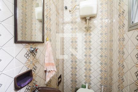 Casa à venda com 272m², 3 quartos e 5 vagasBanheiro de Serviço 