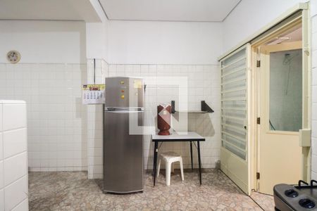 Casa à venda com 272m², 3 quartos e 5 vagasCozinha 