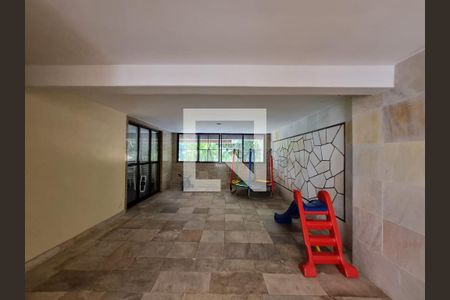 Apartamento à venda com 680m², 6 quartos e 4 vagas Apartamento à venda com 680m², 6 quartos e 4 vagasÁrea comum - Playground