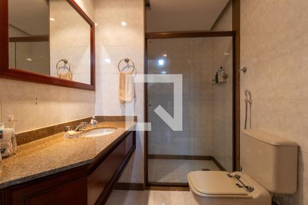Apartamento à venda com 680m², 6 quartos e 4 vagas Apartamento à venda com 680m², 6 quartos e 4 vagasBanheiro Suite