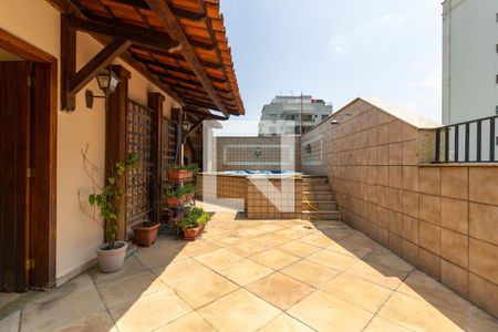 Apartamento à venda com 680m², 6 quartos e 4 vagas Apartamento à venda com 680m², 6 quartos e 4 vagasCobertura