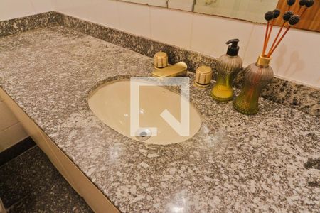 Apartamento à venda com 145m², 3 quartos e 3 vagas Apartamento à venda com 145m², 3 quartos e 3 vagasBanheiro