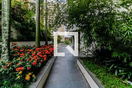 Apartamento à venda com 145m², 3 quartos e 3 vagas Apartamento à venda com 145m², 3 quartos e 3 vagasÁrea comum