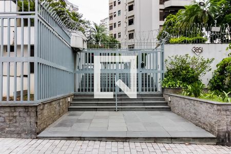 Apartamento à venda com 145m², 3 quartos e 3 vagas Apartamento à venda com 145m², 3 quartos e 3 vagasFachada