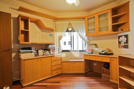 Apartamento à venda com 145m², 3 quartos e 3 vagas Apartamento à venda com 145m², 3 quartos e 3 vagasQuarto 2