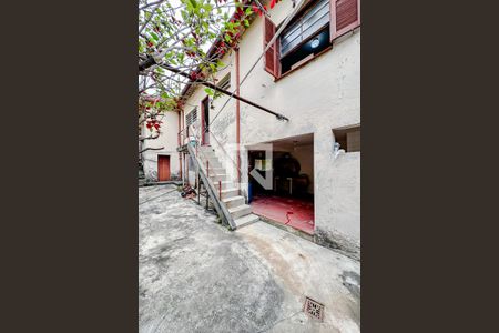 Casa à venda com 240m², 2 quartos e 2 vagasÁrea externa