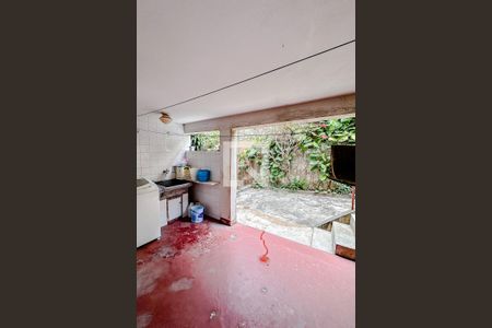 Casa à venda com 240m², 2 quartos e 2 vagasÁrea de Serviço