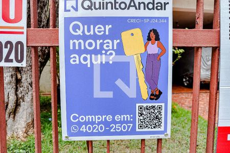 Casa à venda com 240m², 2 quartos e 2 vagasPlaquinha