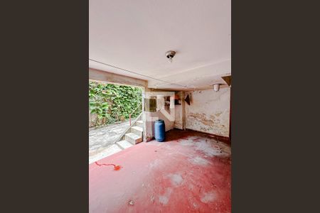 Casa à venda com 240m², 2 quartos e 2 vagasÁrea de Serviço