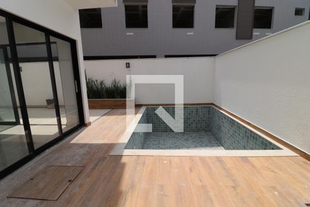 Casa à venda com 250m², 3 quartos e 2 vagasÁrea externa