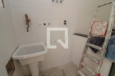 Casa à venda com 250m², 3 quartos e 2 vagasÁrea de Serviço