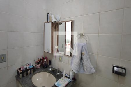 Casa à venda com 140m², 3 quartos e 3 vagas Casa à venda com 140m², 3 quartos e 3 vagasBanheiro Social