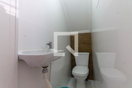 Casa à venda com 120m², 2 quartos e 1 vaga Casa à venda com 120m², 2 quartos e 1 vagaBanheiro de Serviço