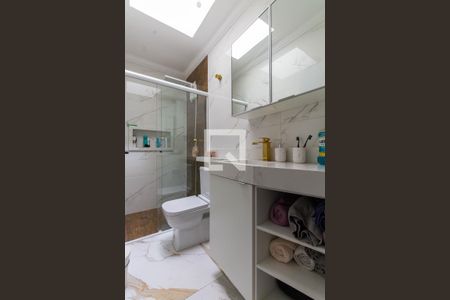 Casa à venda com 120m², 2 quartos e 1 vaga Casa à venda com 120m², 2 quartos e 1 vagaBanheiro