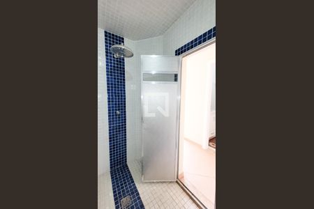 Casa de condomínio à venda com 492m², 4 quartos e 6 vagas Casa de condomínio à venda com 492m², 4 quartos e 6 vagasSaúna