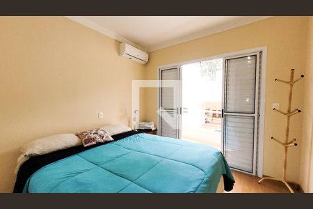 Casa de condomínio à venda com 492m², 4 quartos e 6 vagas Casa de condomínio à venda com 492m², 4 quartos e 6 vagasQuarto 1