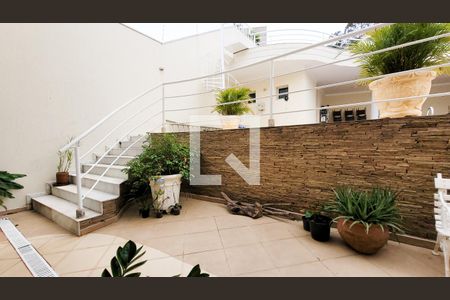 Casa de condomínio à venda com 492m², 4 quartos e 6 vagas Casa de condomínio à venda com 492m², 4 quartos e 6 vagasÁrea gourmet