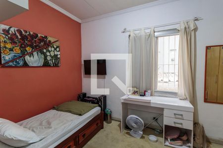 Casa à venda com 237m², 7 quartos e 2 vagas Casa à venda com 237m², 7 quartos e 2 vagasQuarto 6