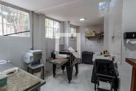 Casa à venda com 237m², 7 quartos e 2 vagas Casa à venda com 237m², 7 quartos e 2 vagasÁrea comum