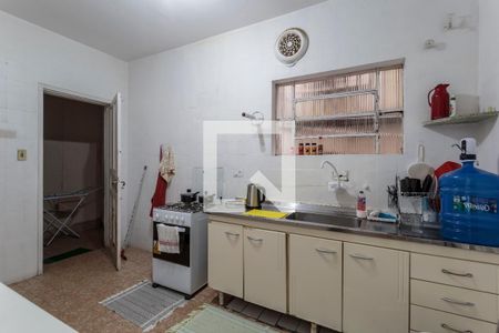 Casa à venda com 237m², 7 quartos e 2 vagas Casa à venda com 237m², 7 quartos e 2 vagasCozinha