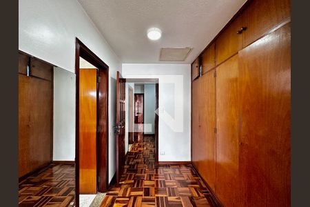 Casa à venda com 155m², 3 quartos e 2 vagas Casa à venda com 155m², 3 quartos e 2 vagasCloset Suíte