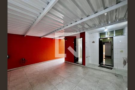 Casa à venda com 155m², 3 quartos e 2 vagas Casa à venda com 155m², 3 quartos e 2 vagasGaragem