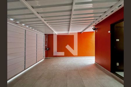 Casa à venda com 155m², 3 quartos e 2 vagas Casa à venda com 155m², 3 quartos e 2 vagasGaragem