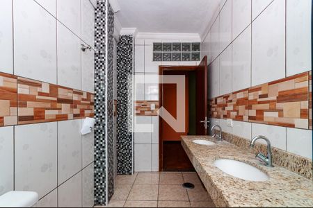 Apartamento à venda com 110m², 2 quartos e sem vaga Apartamento à venda com 110m², 2 quartos e sem vagaBanheiro Social