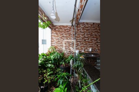 Apartamento à venda com 110m², 2 quartos e sem vaga Apartamento à venda com 110m², 2 quartos e sem vagaVaranda