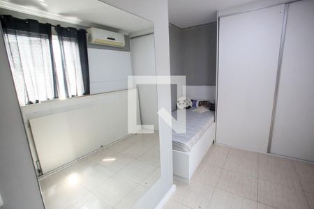 Casa de condomínio para alugar com 380m², 4 quartos e 2 vagas Casa de condomínio para alugar com 380m², 4 quartos e 2 vagasQuarto 4