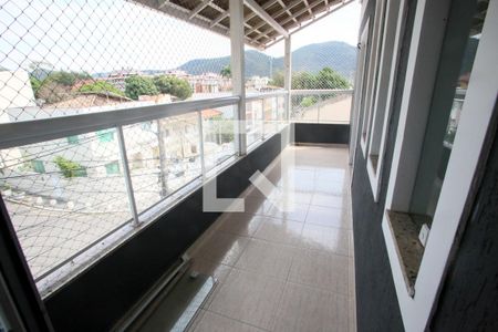 Casa de condomínio para alugar com 380m², 4 quartos e 2 vagas Casa de condomínio para alugar com 380m², 4 quartos e 2 vagasVaranda da Suíte