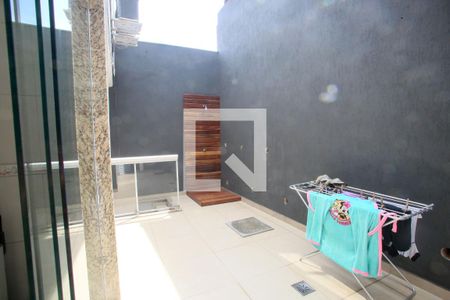 Casa de condomínio para alugar com 380m², 4 quartos e 2 vagas Casa de condomínio para alugar com 380m², 4 quartos e 2 vagasFundos da Casa