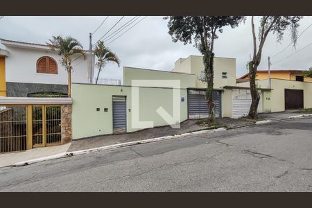 Casa à venda com 123m², 3 quartos e 2 vagasFachada