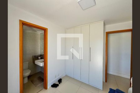 Apartamento à venda com 161m², 3 quartos e 2 vagasSuíte 2