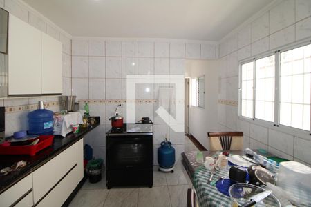 Casa à venda com 149m², 4 quartos e 1 vagaCozinha