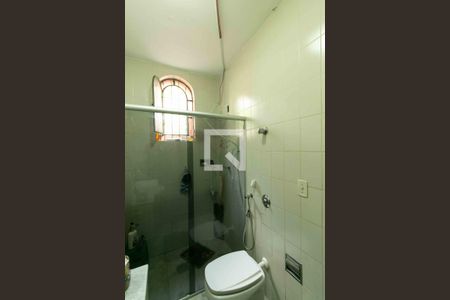 Casa à venda com 185m², 2 quartos e 4 vagas Casa à venda com 185m², 2 quartos e 4 vagasBanheiro