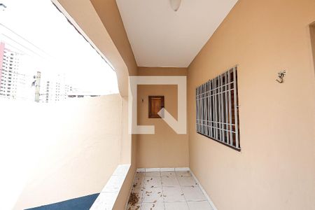 Casa para alugar com 70m², 2 quartos e 3 vagasVaranda