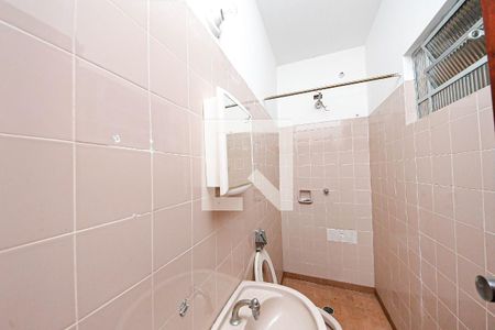 Casa para alugar com 70m², 2 quartos e 3 vagasBanheiro