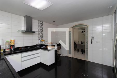 Casa à venda com 500m², 3 quartos e 7 vagas Casa à venda com 500m², 3 quartos e 7 vagasCozinha